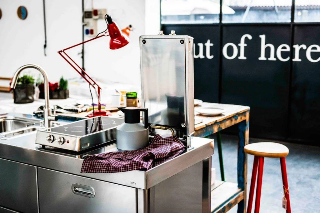 Kitchen 160 On Wheels &quot;Out Of Here&quot;