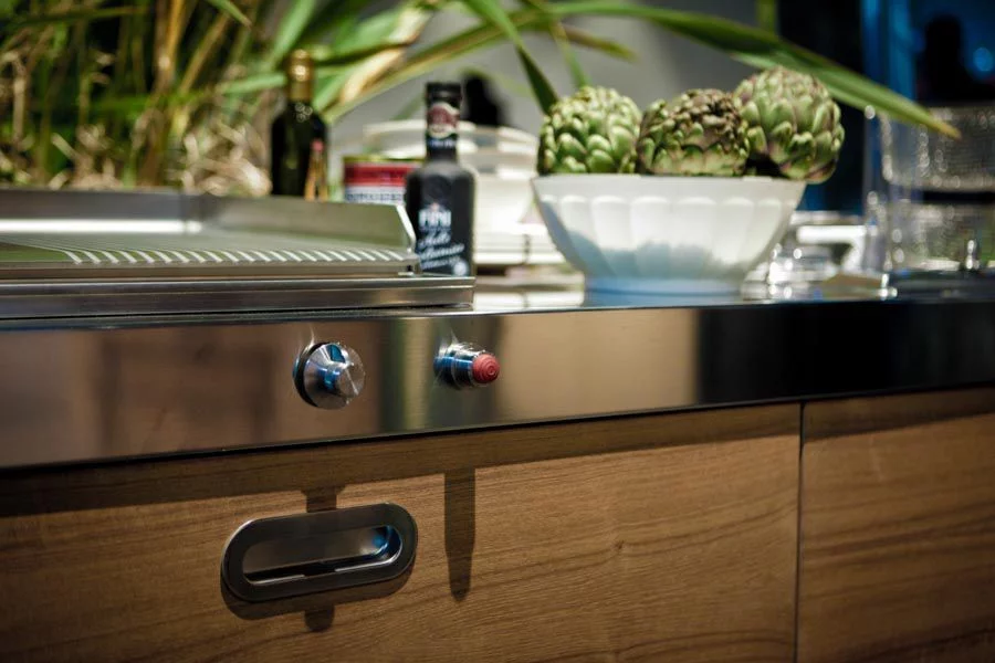 Outdoor Kitchen Unit 190 Wooden Drawers