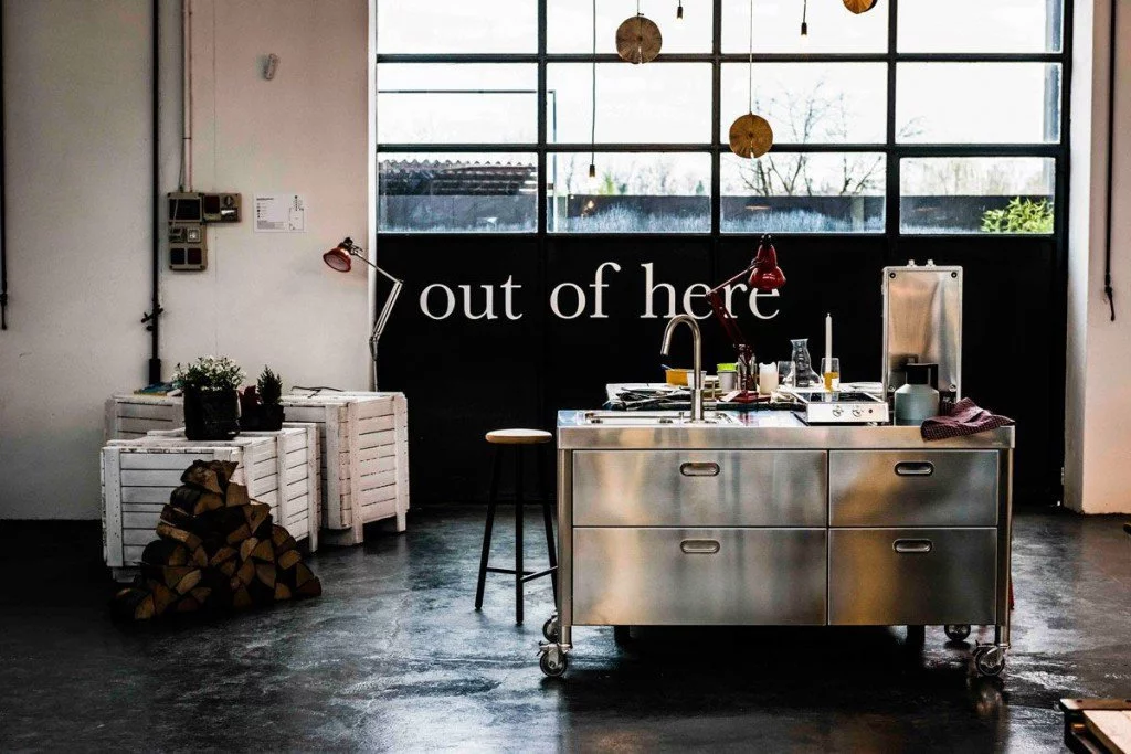 Kitchen 160 On Wheels &quot;Out Of Here&quot;