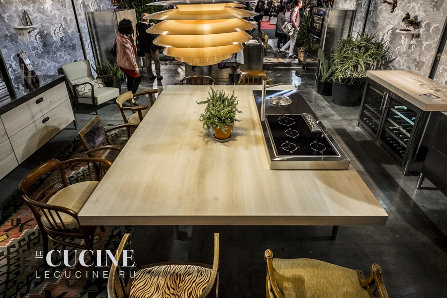 Кухня Convivio Kitchen Unit Wooden Table Alpes Inox