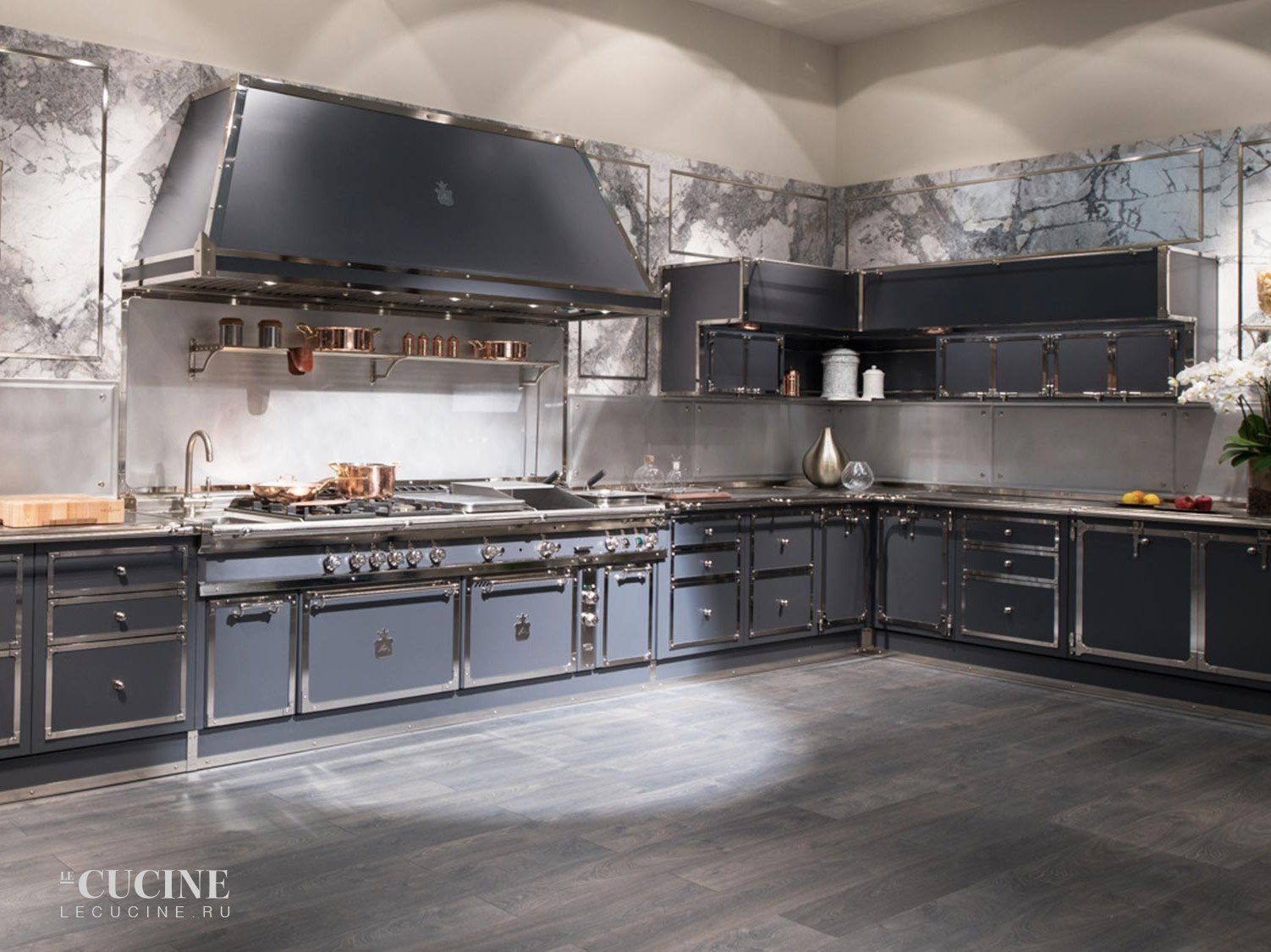 Кухня Steel Blue Grey + Satin Nickel Officine Gullo