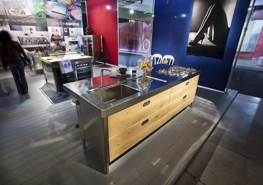 Kitchen Island 250 With Snack Bar Unit 2