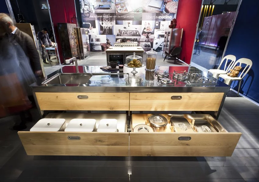 Kitchen Island 250 With Snack Bar Unit 2