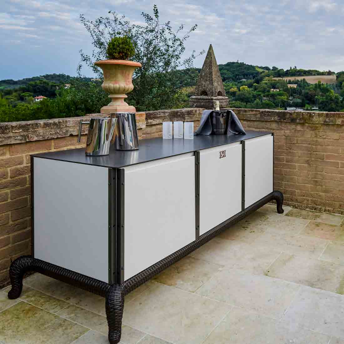 Linear Kitchen with Sliding Cover Bar Version