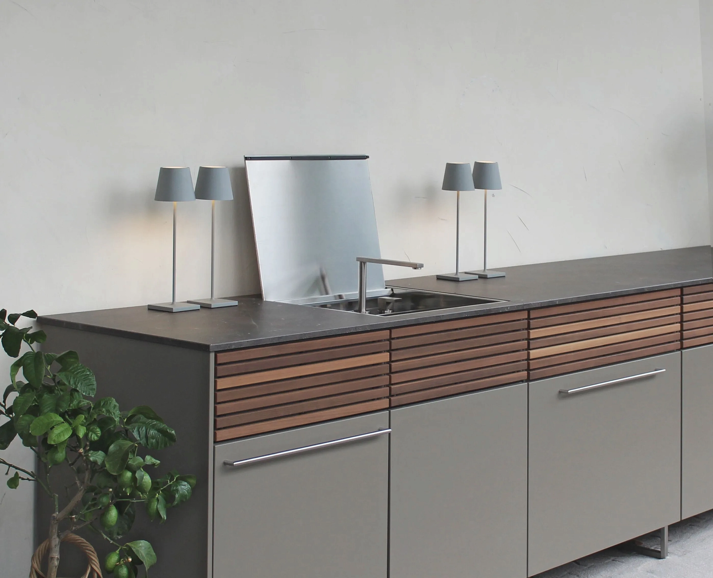 Outdoor Kitchen C2