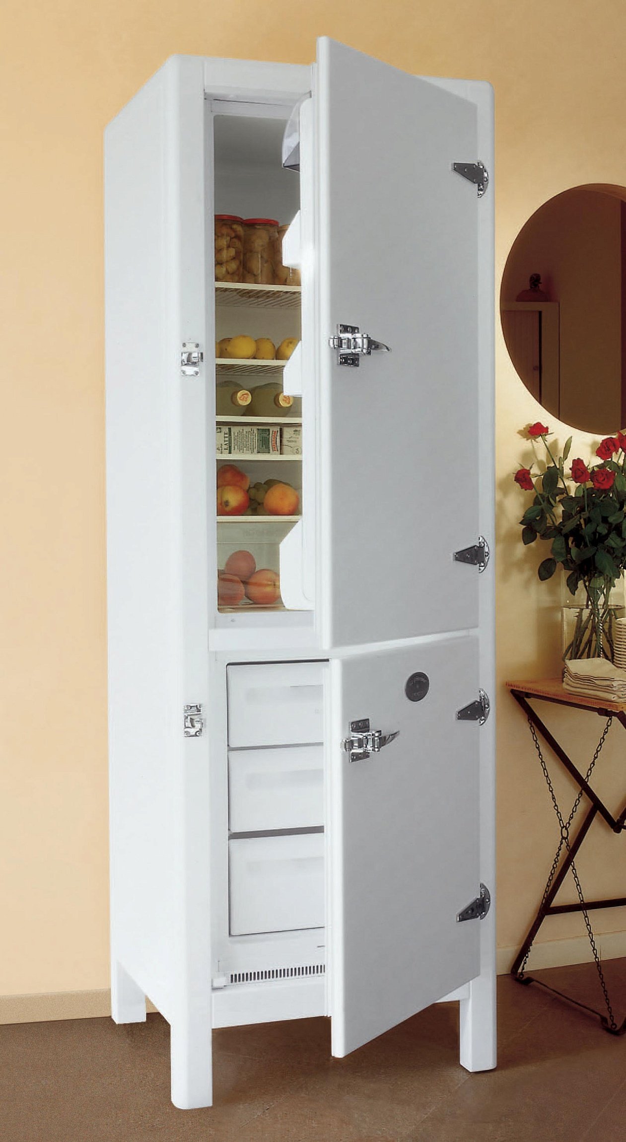 Ice Chest Model 207x69
